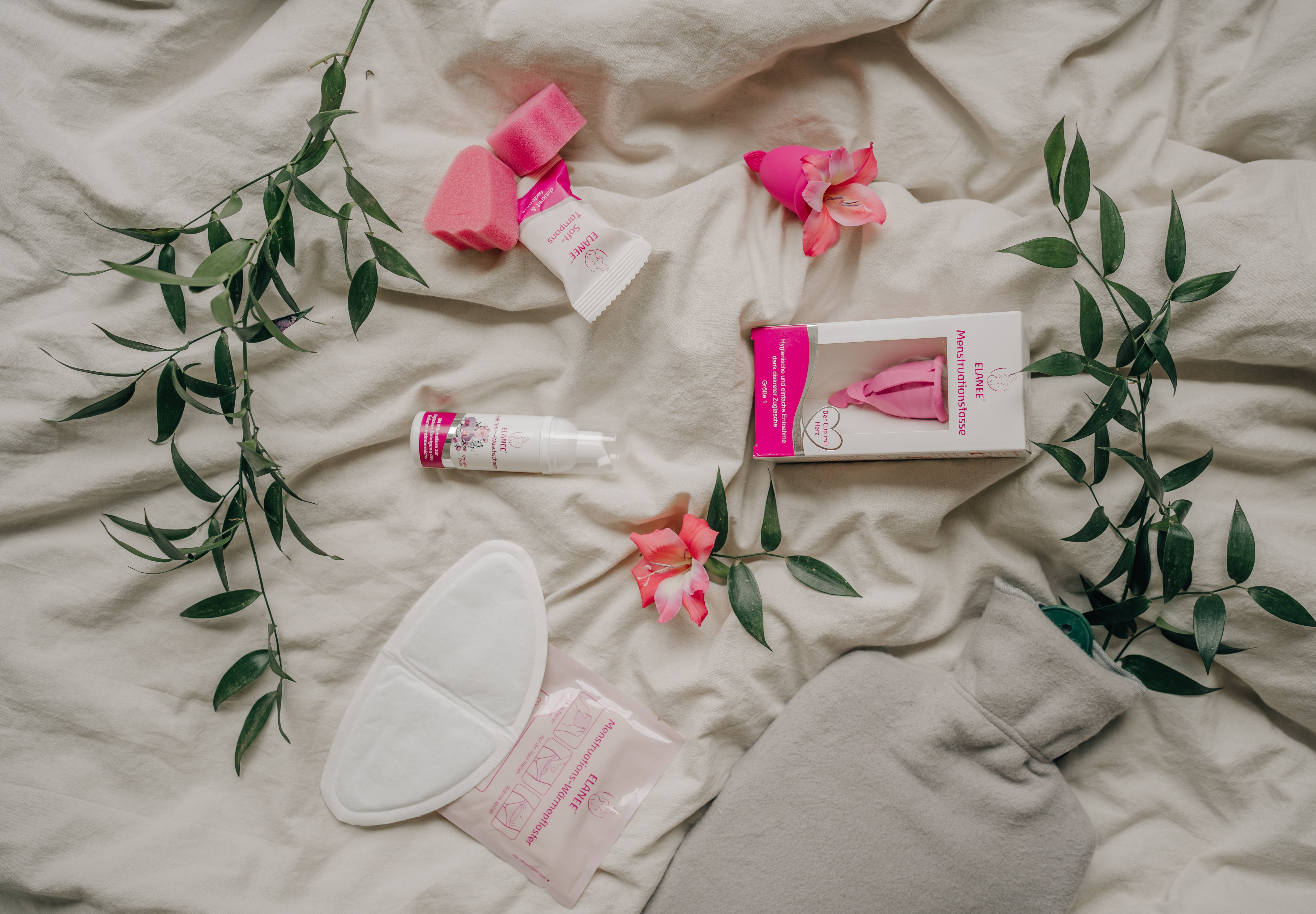 _743-V1_Menstruations-Set "Allrounder" (Gr. 2).jpg